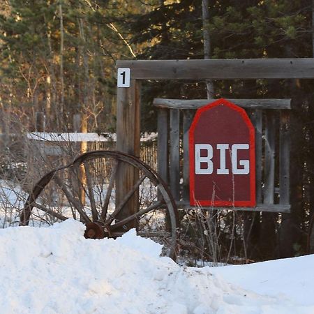The Big Red Barn Apartment Moraitika Exterior foto